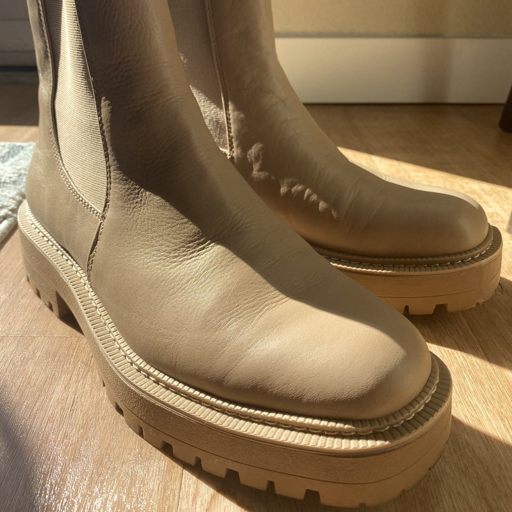 ⚡️ FLASH SALE ⚡️Sam Edelman Chelsea Boot